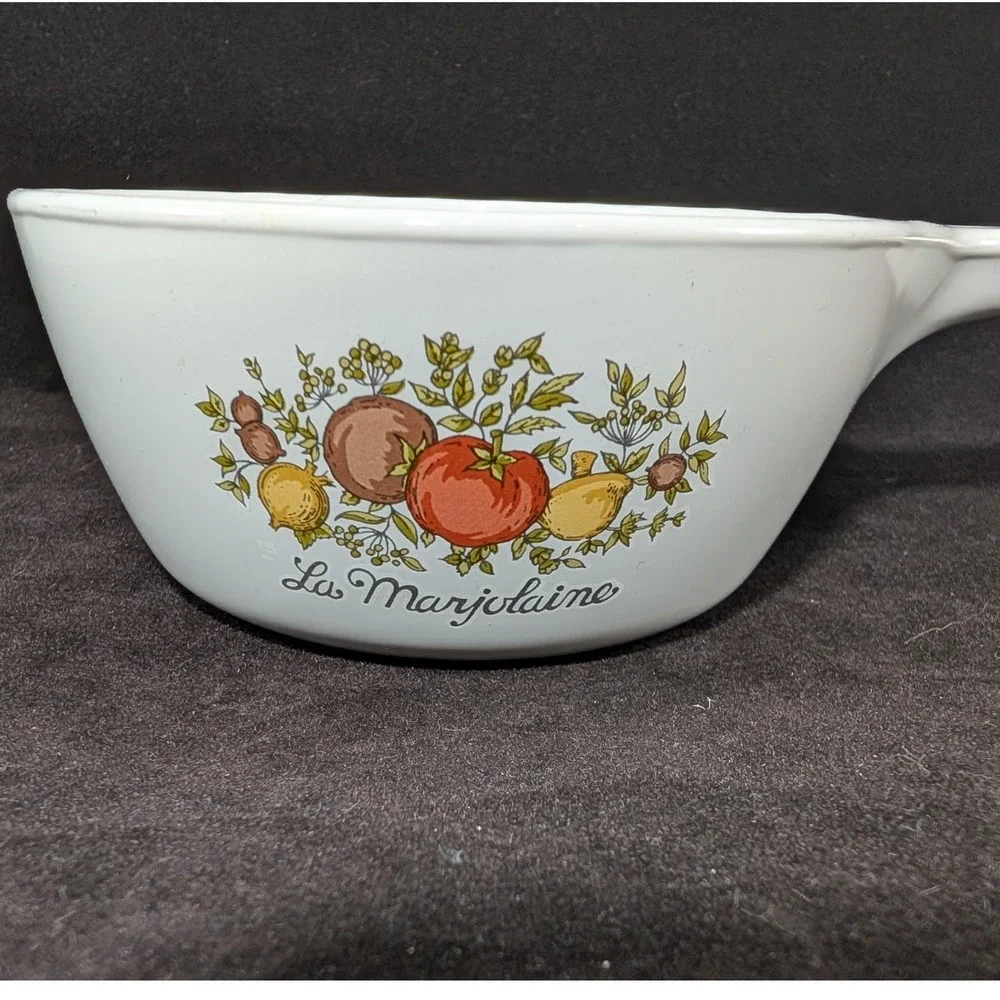 Corning Ware Spice of Life La Marjolaine 1.5 Pint Saucepan P-82-B Vintage no lid